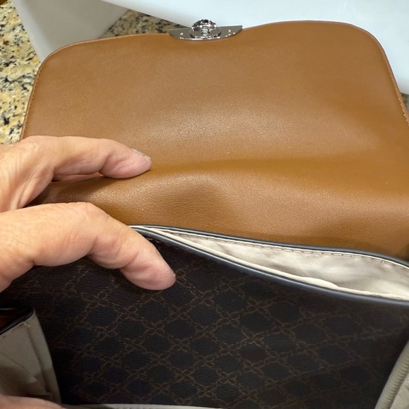 Nine West Elegant Tan and Brown Crossbody Bag - Picture 6 of 8
